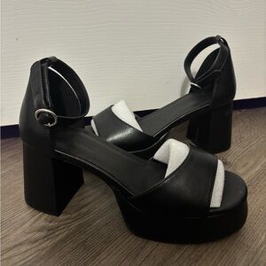 Dolls Kill / Sugar Thrillz Black Soft Waltz Platform Sandals